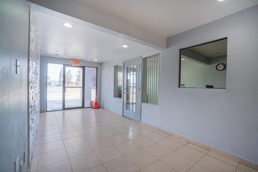 OYO Hotel Midland photo 27