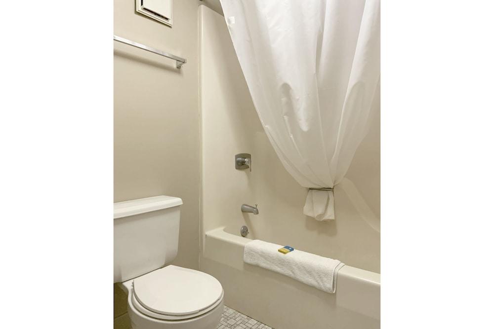 Paris Inn and Suites photo 15