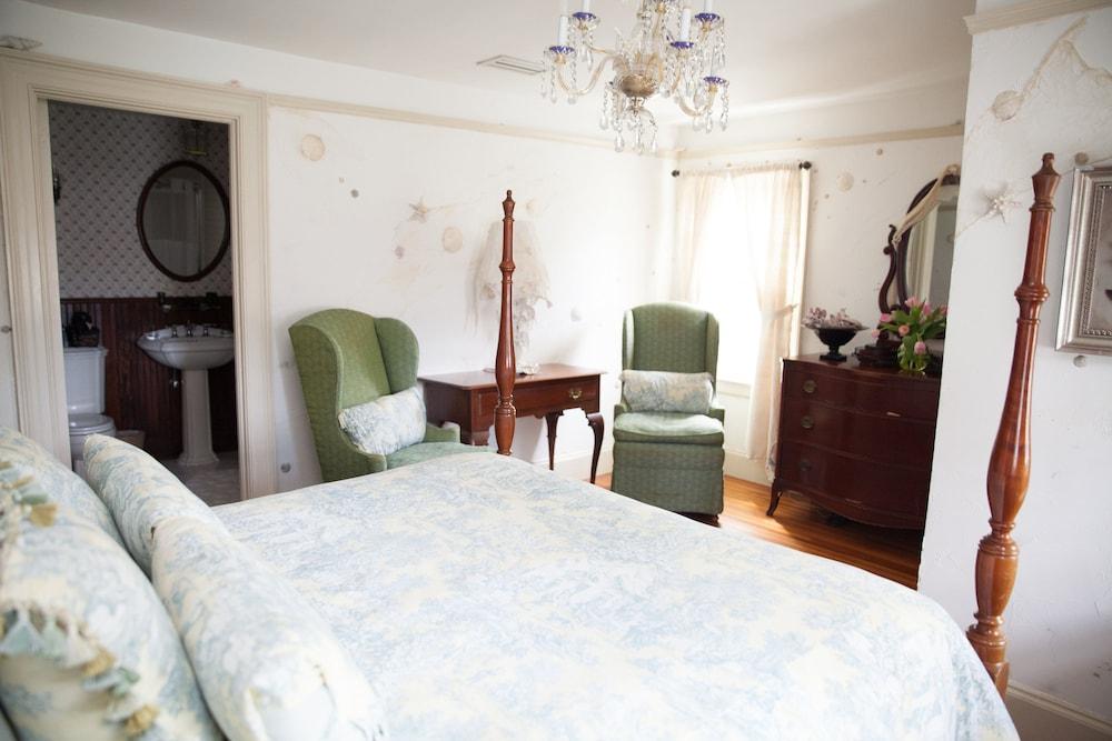 Bee and Thistle Inn photo 14