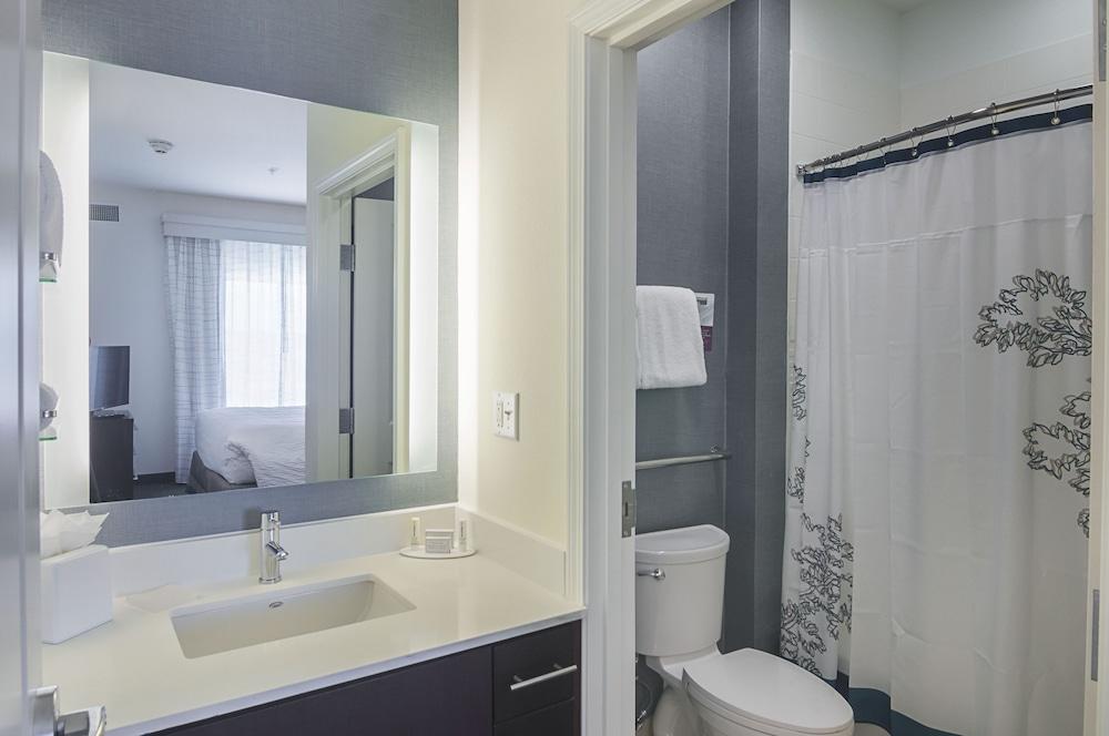 Residence Inn by Marriott Denton photo 30