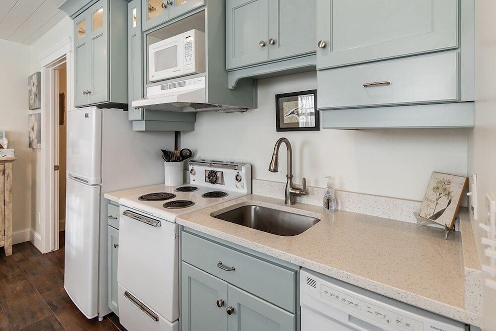 Aspenwood Manor South photo 89