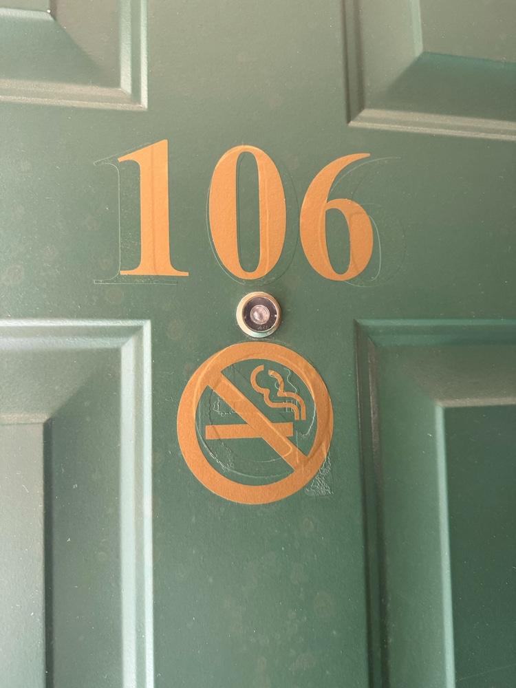 Carlton Marion Inn photo 11