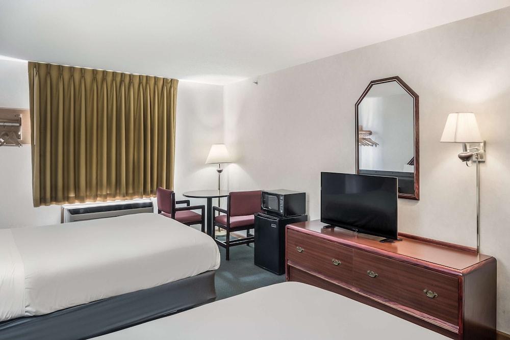 Americas Best Value Inn Wenona photo 14