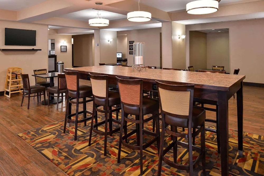 Wingate by Wyndham Steubenville photo 20