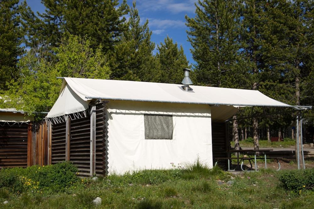 Colter Bay Village photo 6