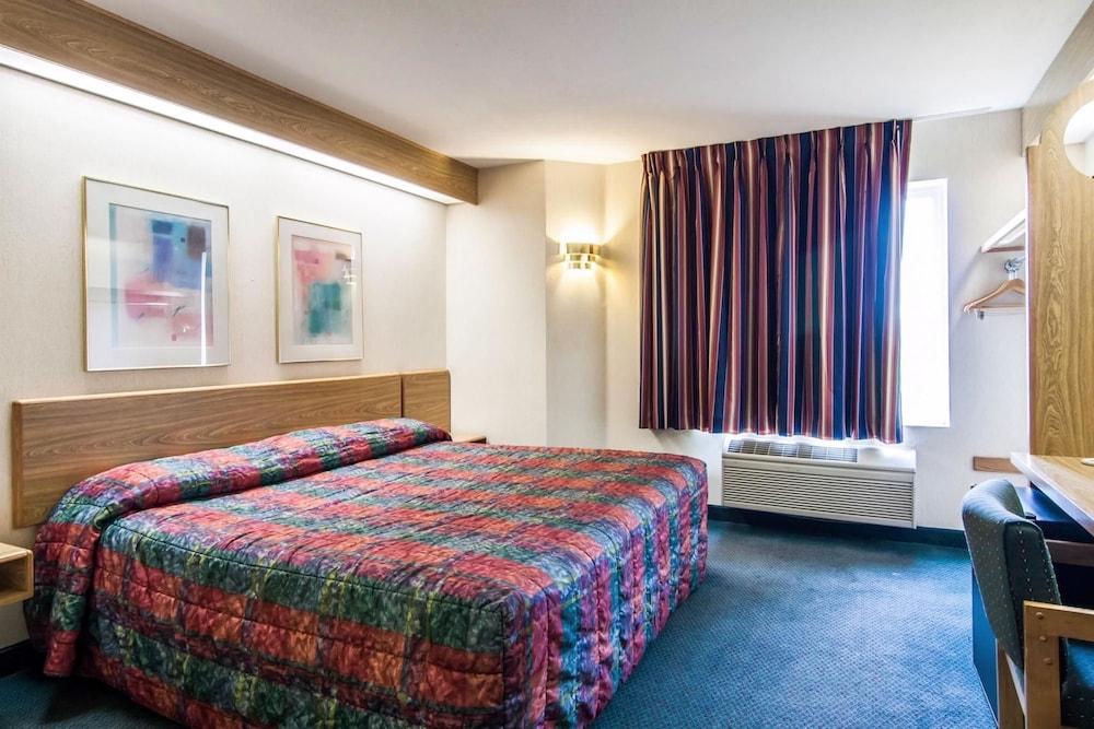 Rodeway Inn Salem Northgate photo 12