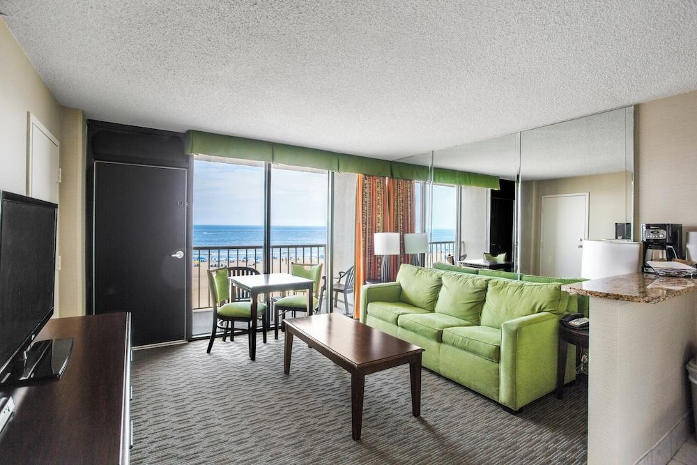 Beach Quarters Resort photo 10