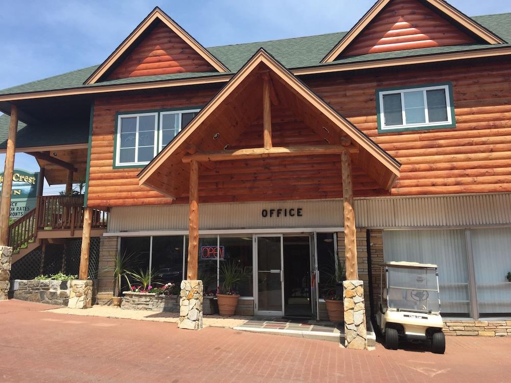 Lake Crest Inn photo 67