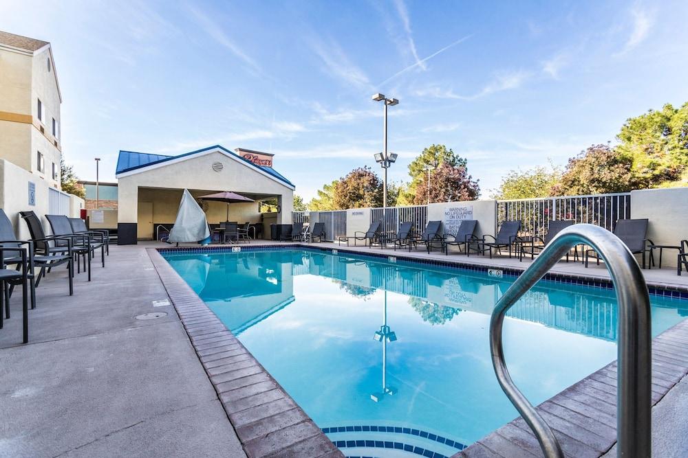 Fairfield Inn by Marriott St. George photo 17