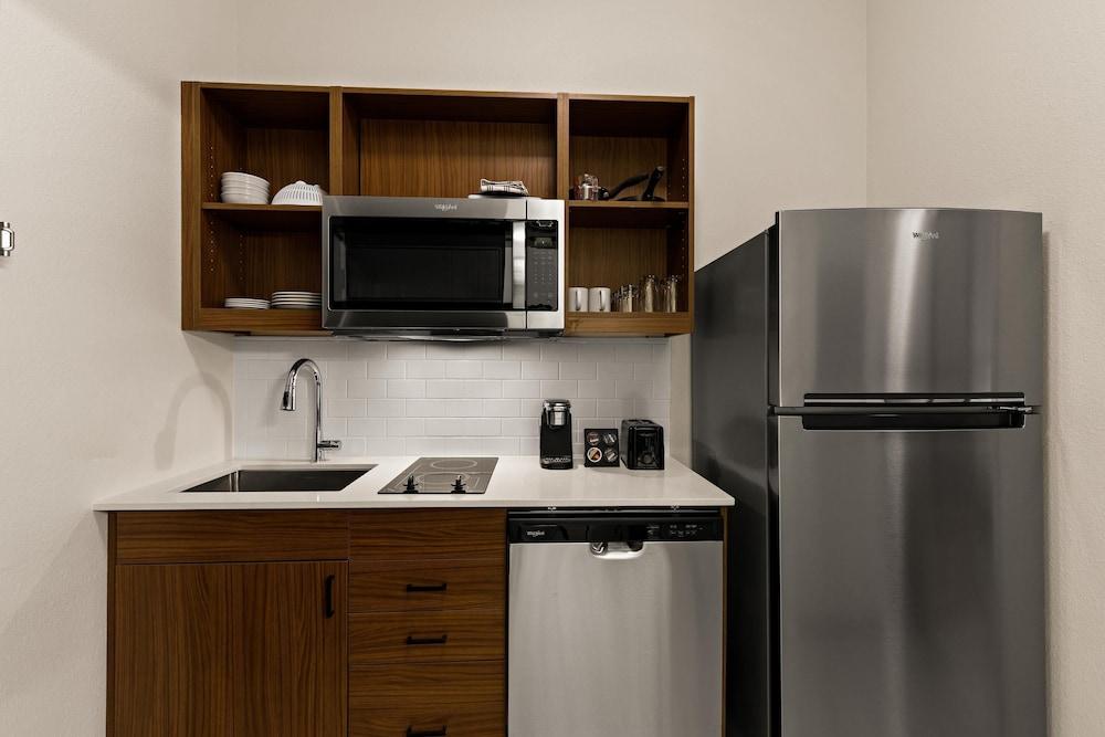 Everhome Suites Yuma East I-8 photo 18