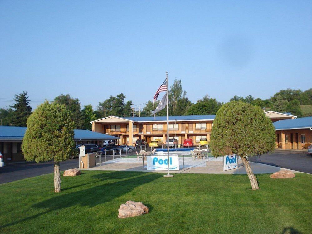 Hot Springs Hills Inn photo 8