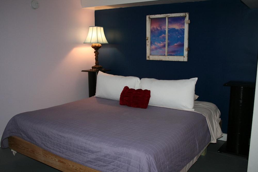 The Loft at Menorcan Square photo 9