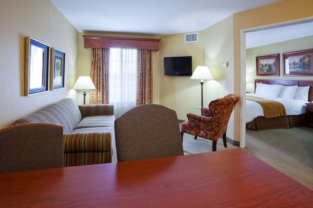 GrandStay Residential Suites Hotel photo 26