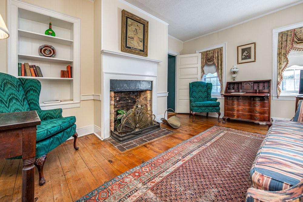 Wayside Inn photo 59