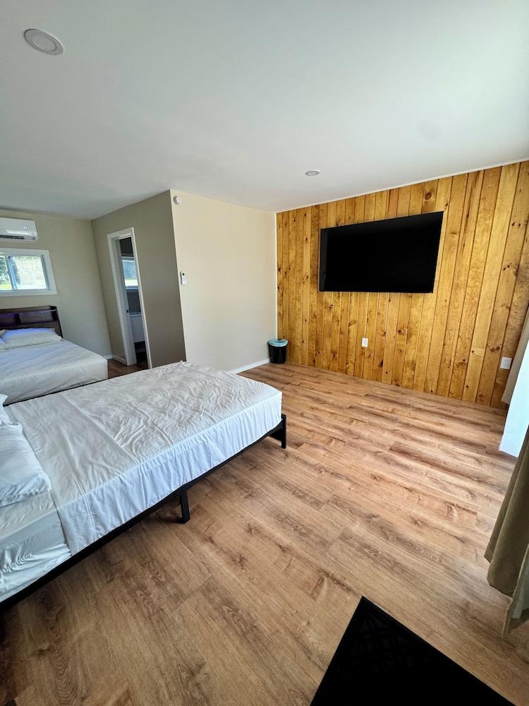 Cascade Inn photo 11