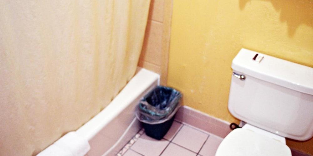 Aloha Inn photo 6