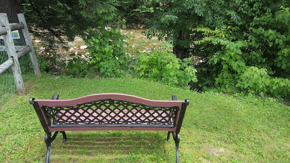 White Mountain Motel And Cottages photo 56