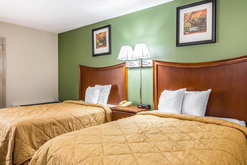 Quality Inn Homewood Birmingham I-65 photo 11
