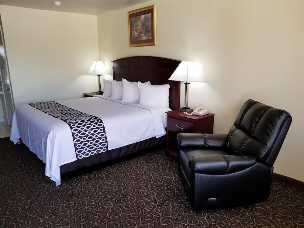 Shiloh Inn photo 7