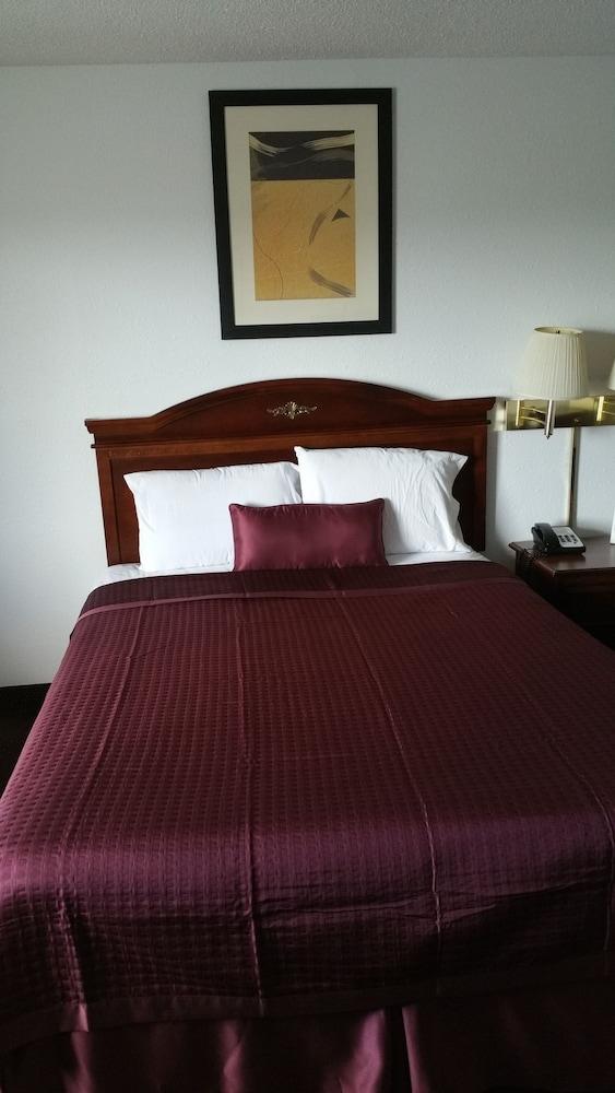 Hoosier Inn photo 12