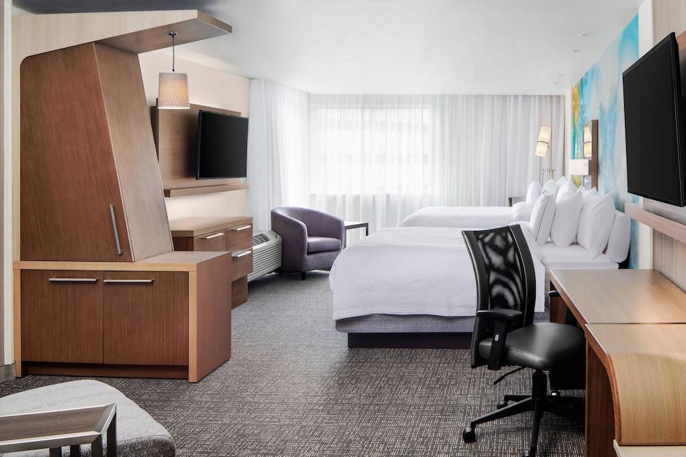 Courtyard by Marriott Wayne Fairfield photo 9