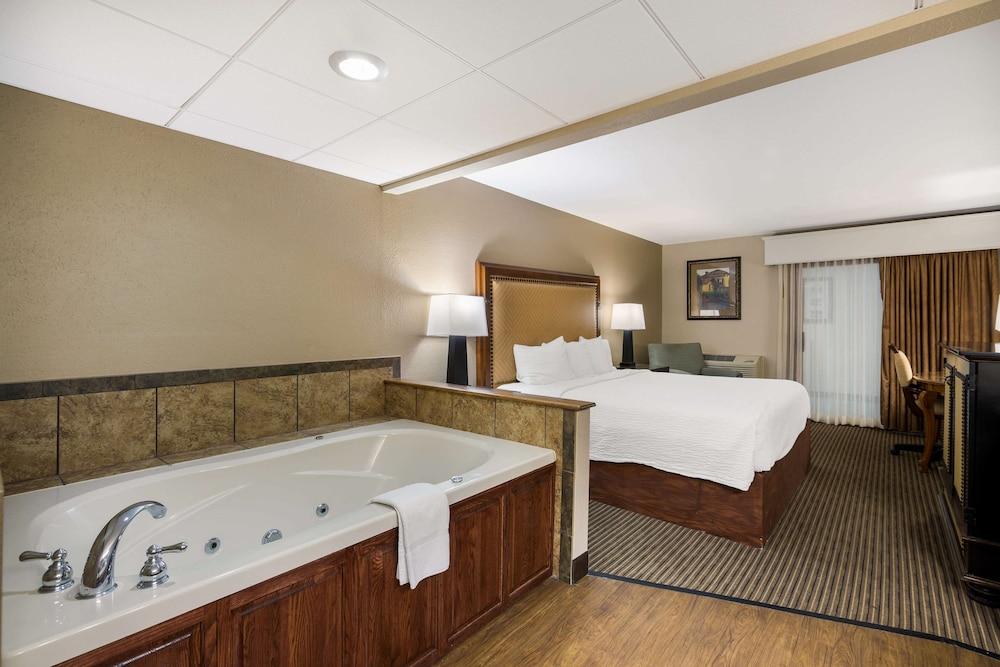 Revel Hotel Minot, SureStay Collection by Best Western photo 29