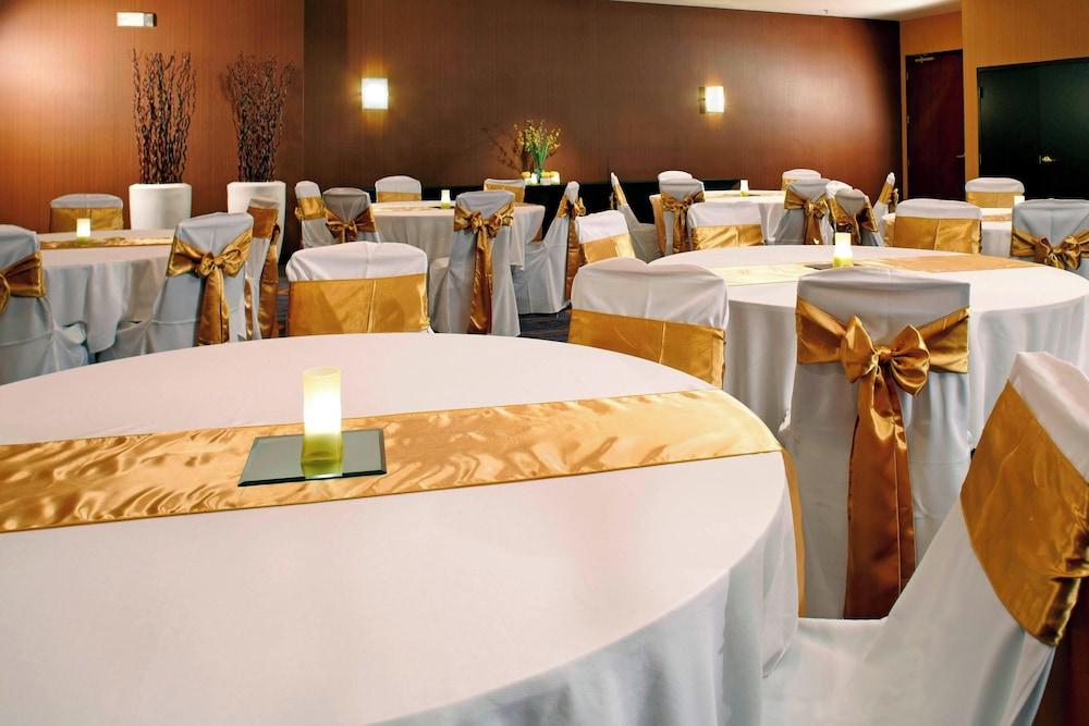 Courtyard by Marriott Tampa Oldsmar photo 54