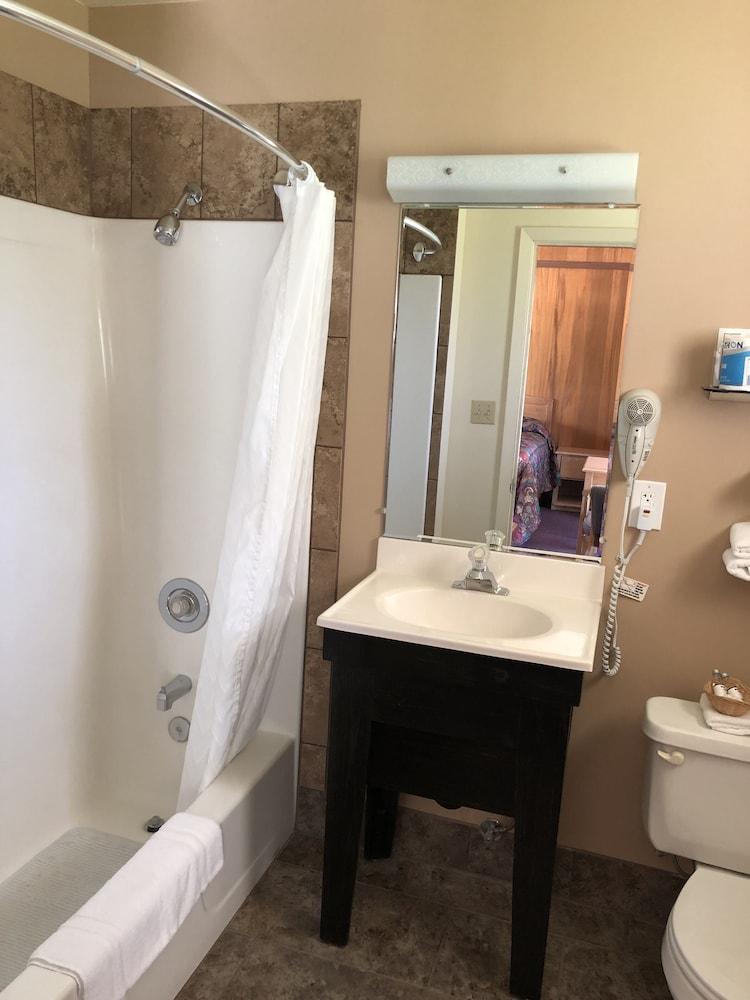 Meadowcliff lodge photo 35