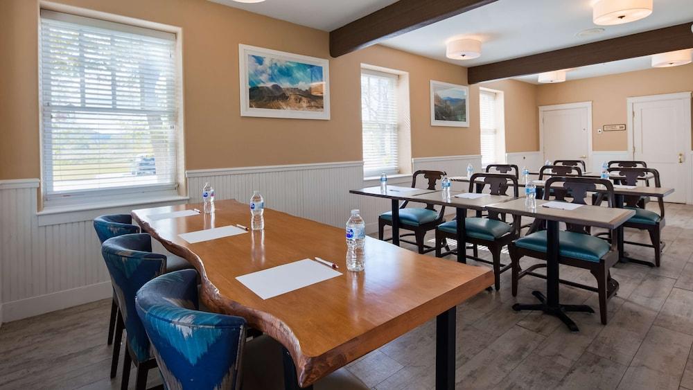 Best Western Plus Plaza Hotel photo 21