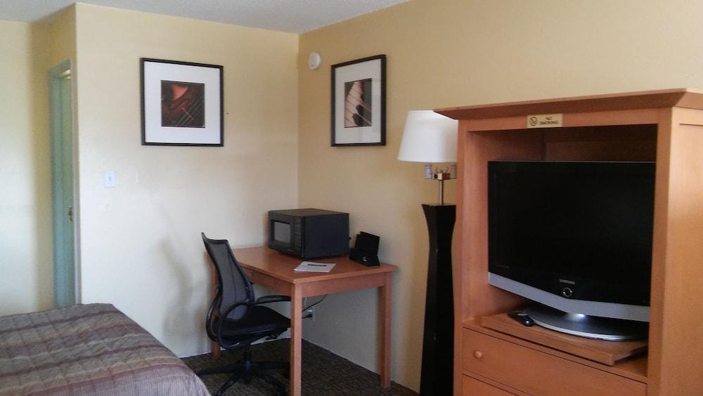 Studio Apartments photo 3