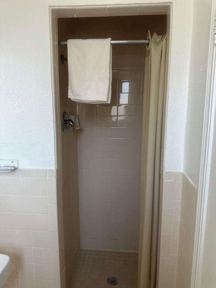 Tropical Palm Motel photo 11