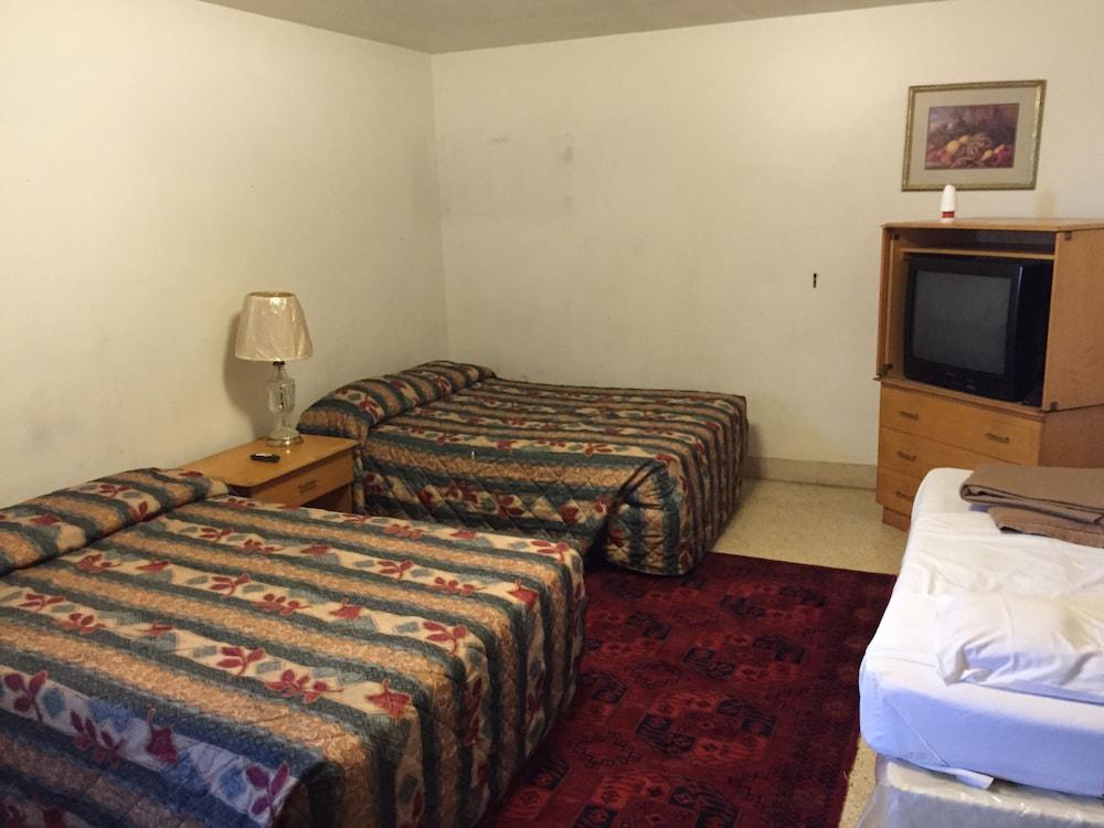 Travel Inn Of Sebring photo 22