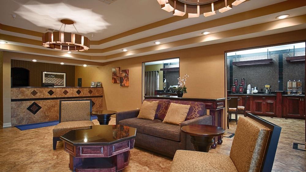 Best Western Manhattan Inn photo 2