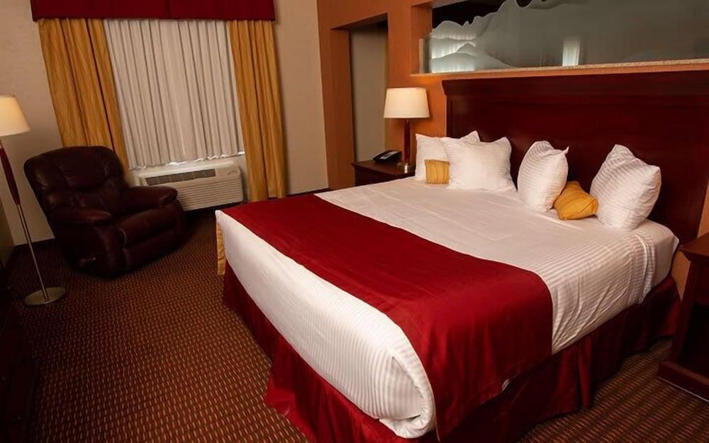 Wind River Hotel and Casino photo 4