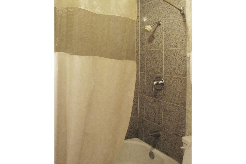 Budget Inn of Jasper photo 16