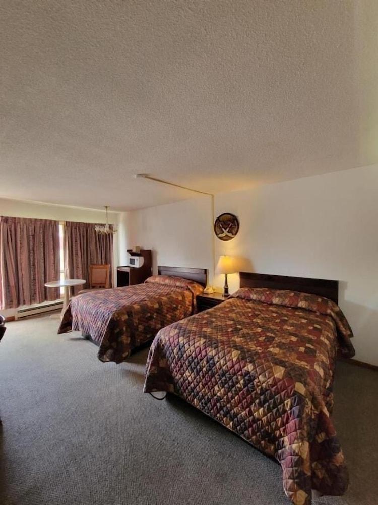 Daniel's Motel photo 16