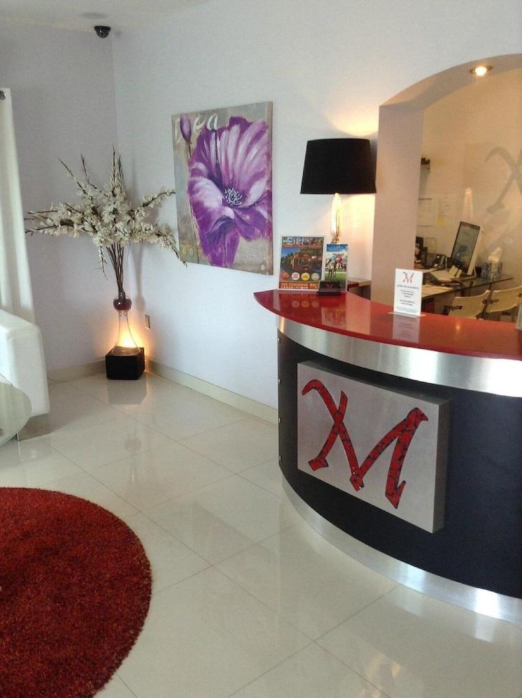 M Hotel photo 9