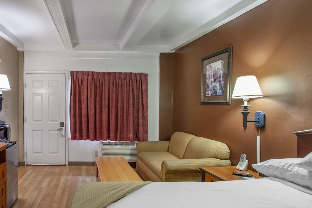 Budget Inn Boise photo 17