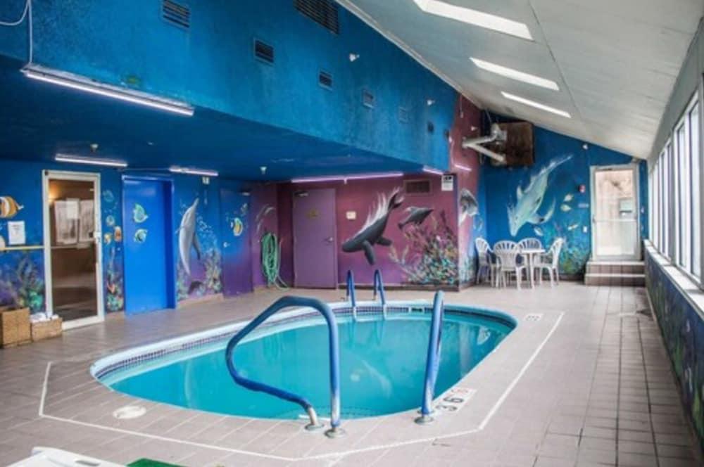 Econo Lodge Kent - Akron West photo 43