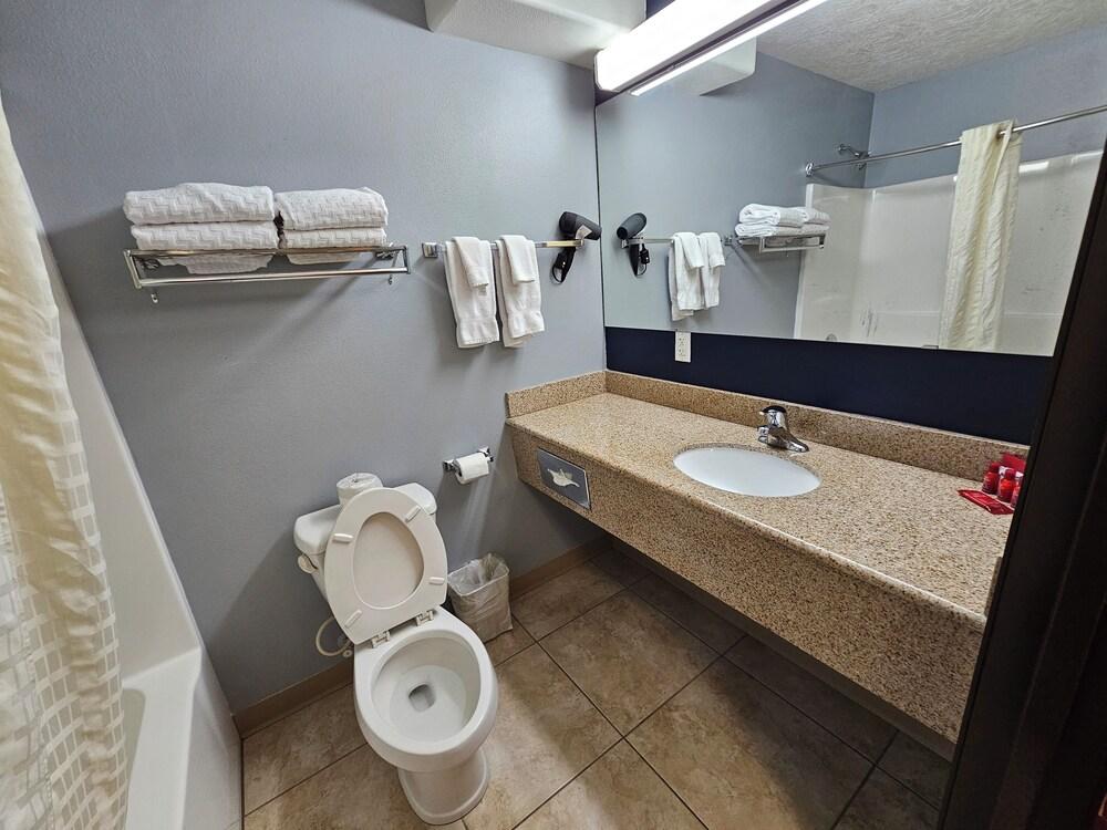 Executive Inn and Suites Extended Stay in Vernal photo 32