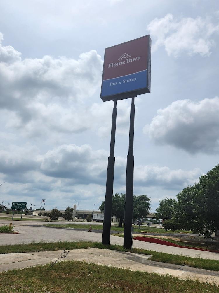 HomeTown Inn and Suites photo 7