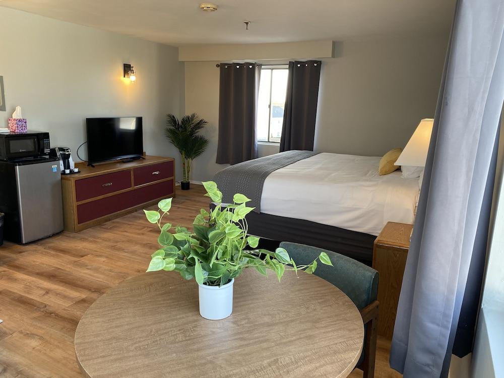 Ways Motel photo 10