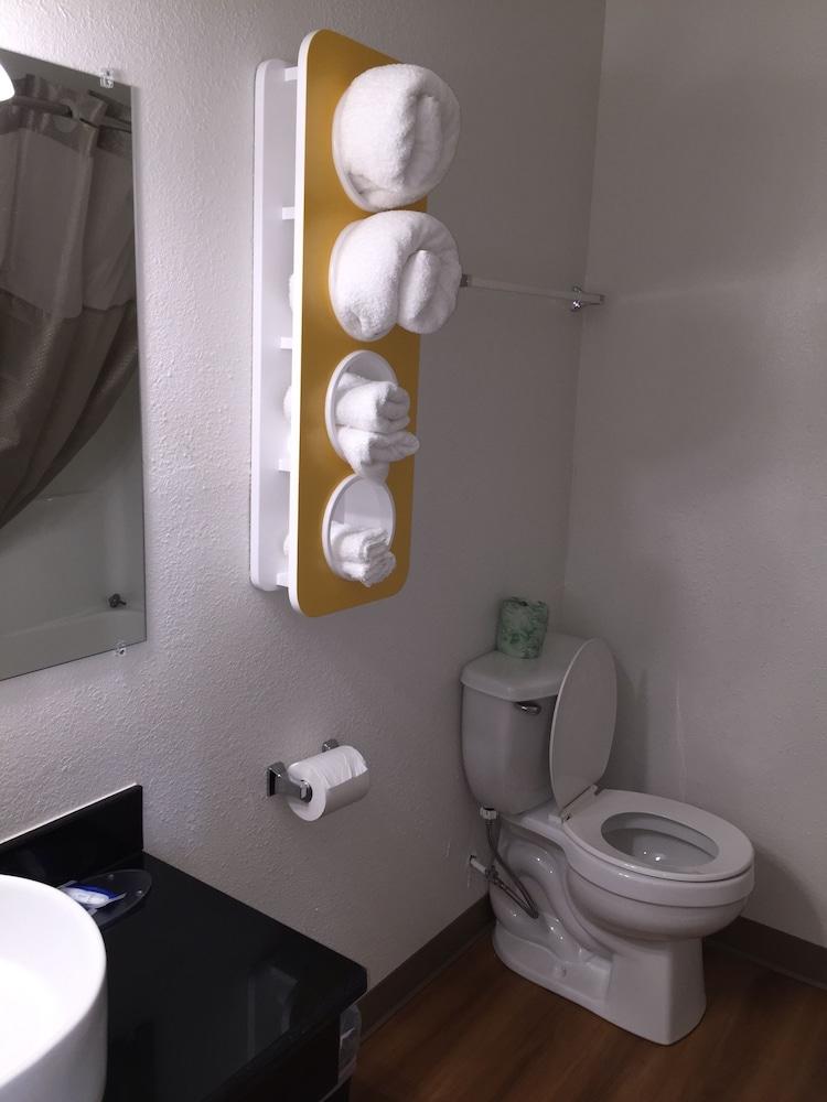 Motel 6 Prairie Du Chien, WI photo 19
