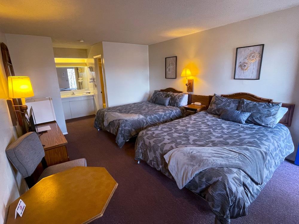 Scottish Inns Osage Beach photo 39