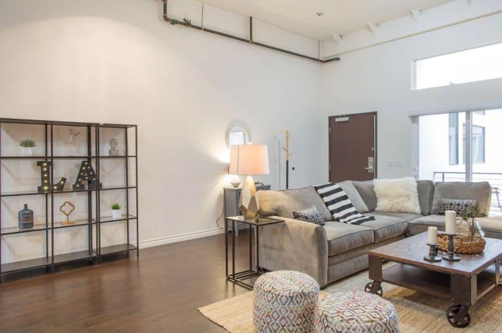 Abode Los Angeles - Downtown Historic Core photo 14
