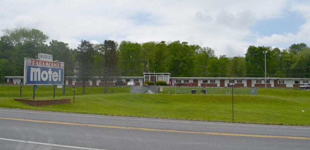 Paramount Motel — hotel in East Stroudsburg