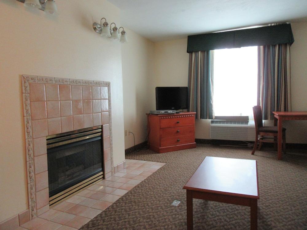 Comfort Inn & Suites El Centro I - 8 photo 18