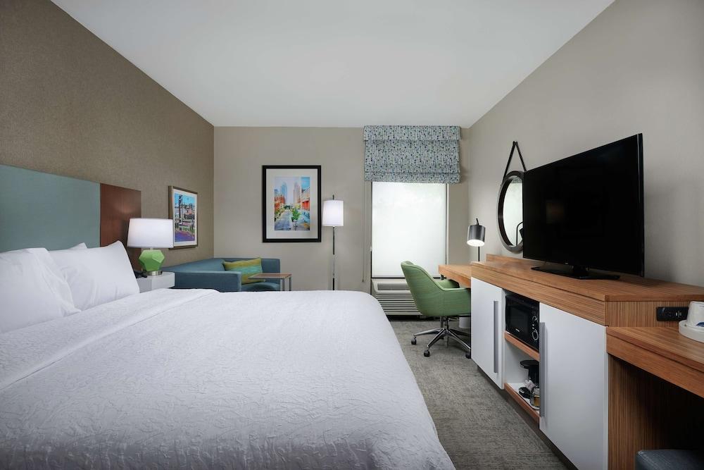Hampton Inn Louisville I-65 @ Brooks Rd. photo 7
