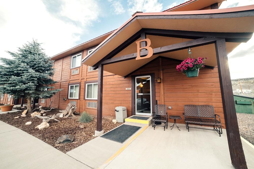 Red Ledges Inn photo 37