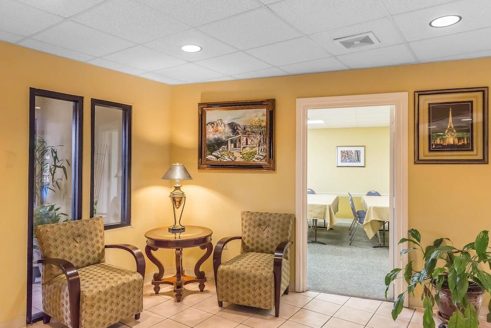 Quality Inn Calera I-65 exit 231 photo 2